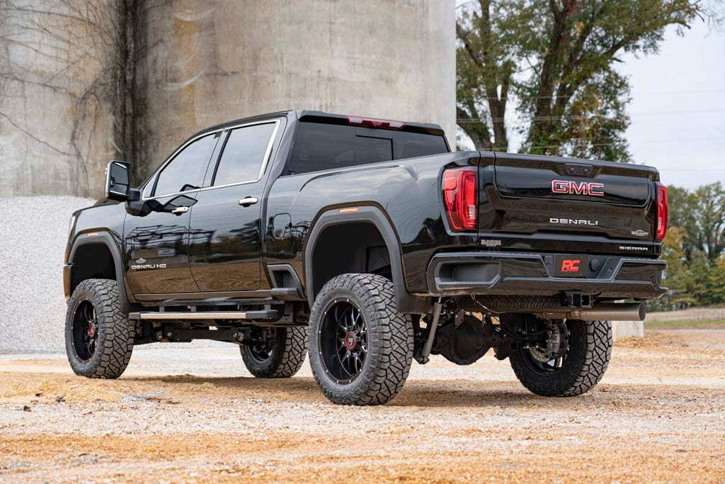 7 Inch Lift Kit NTD w/ Overloads Silverado/Sierra 2500HD/3500HD (20-26) Rough Country