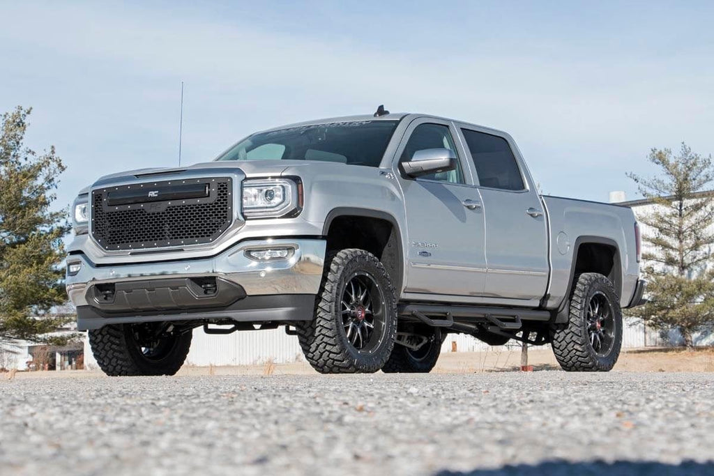 3.5 Inch Lift Kit Cast Steel LCA Vertex Silverado/Sierra 1500 (14-18 & Classic) Rough Country