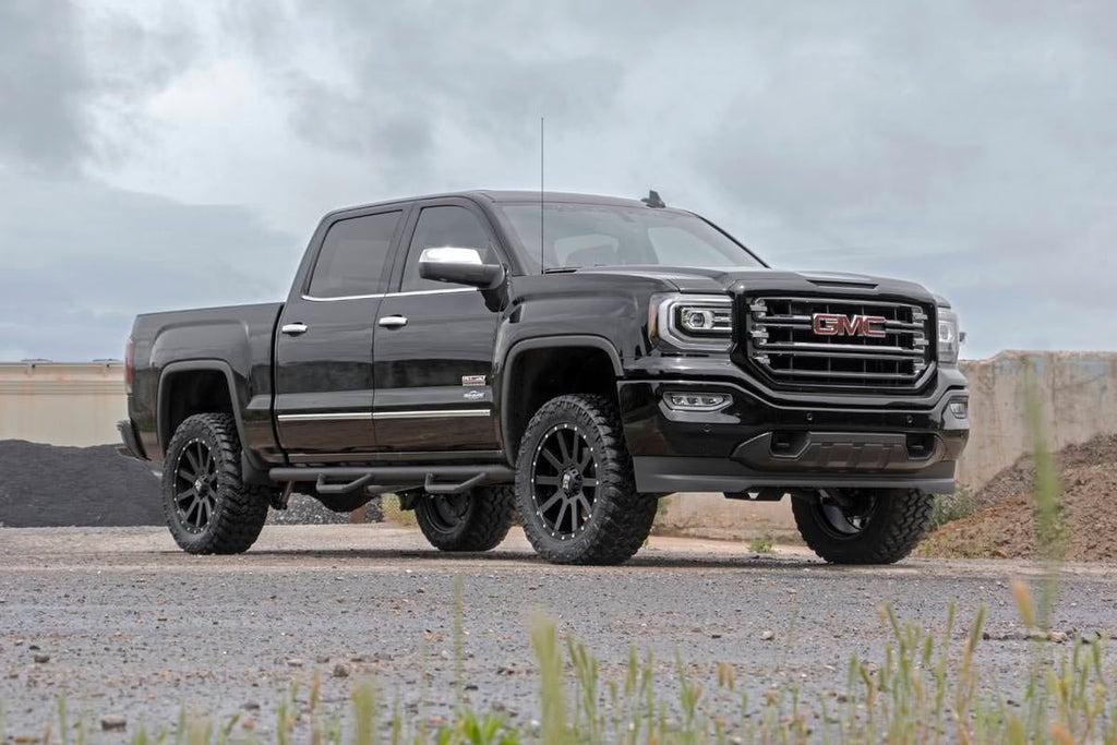 3.5 Inch Lift Kit Forged UCA N3 Strut Red Silverado/Sierra 1500 (14-16) Rough Country