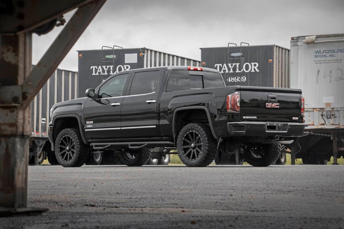3.5 Inch Lift Kit Forged UCA M1 Strut - Silverado/Sierra 1500 (14-16) Rough Country