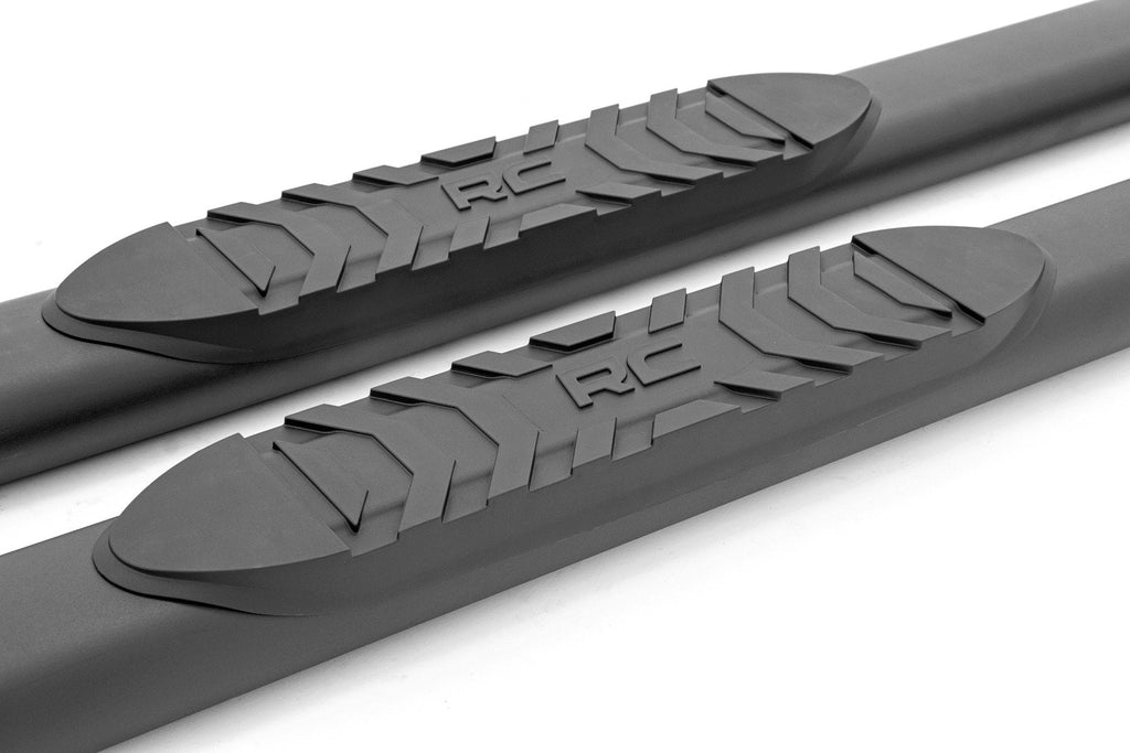 Oval Nerf Step Double Cab Black Toyota Tacoma 2WD/4WD (2024-2026) Rough Country