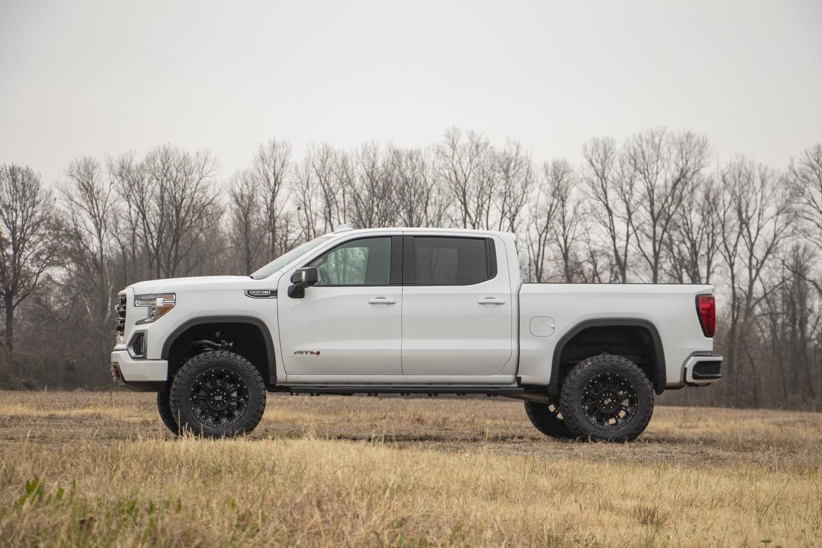 4 Inch Lift Kit AT4/Trailboss Chevy/GMC Sierra 1500 (19-24)/Silverado 1500 (19-24) Rough Country