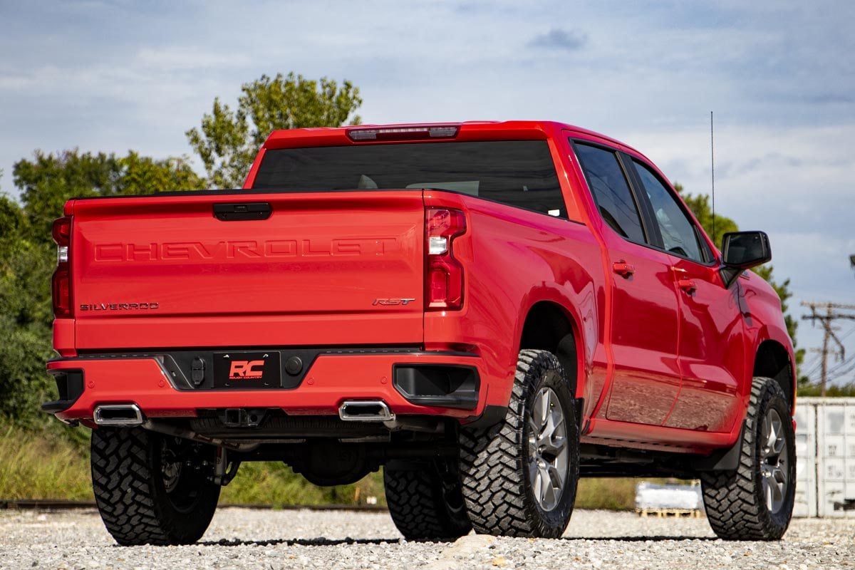 3.5 Inch Lift Kit N3 Struts Rear Mono Leaf Red Chevy Silverado 1500 (22-24) Rough Country