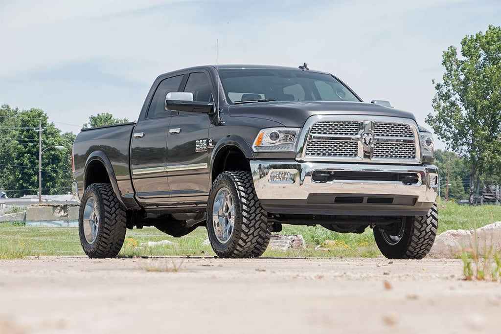 2.5 Inch Lift Kit V2 Ram 2500 4WD (2014-2026) Rough Country