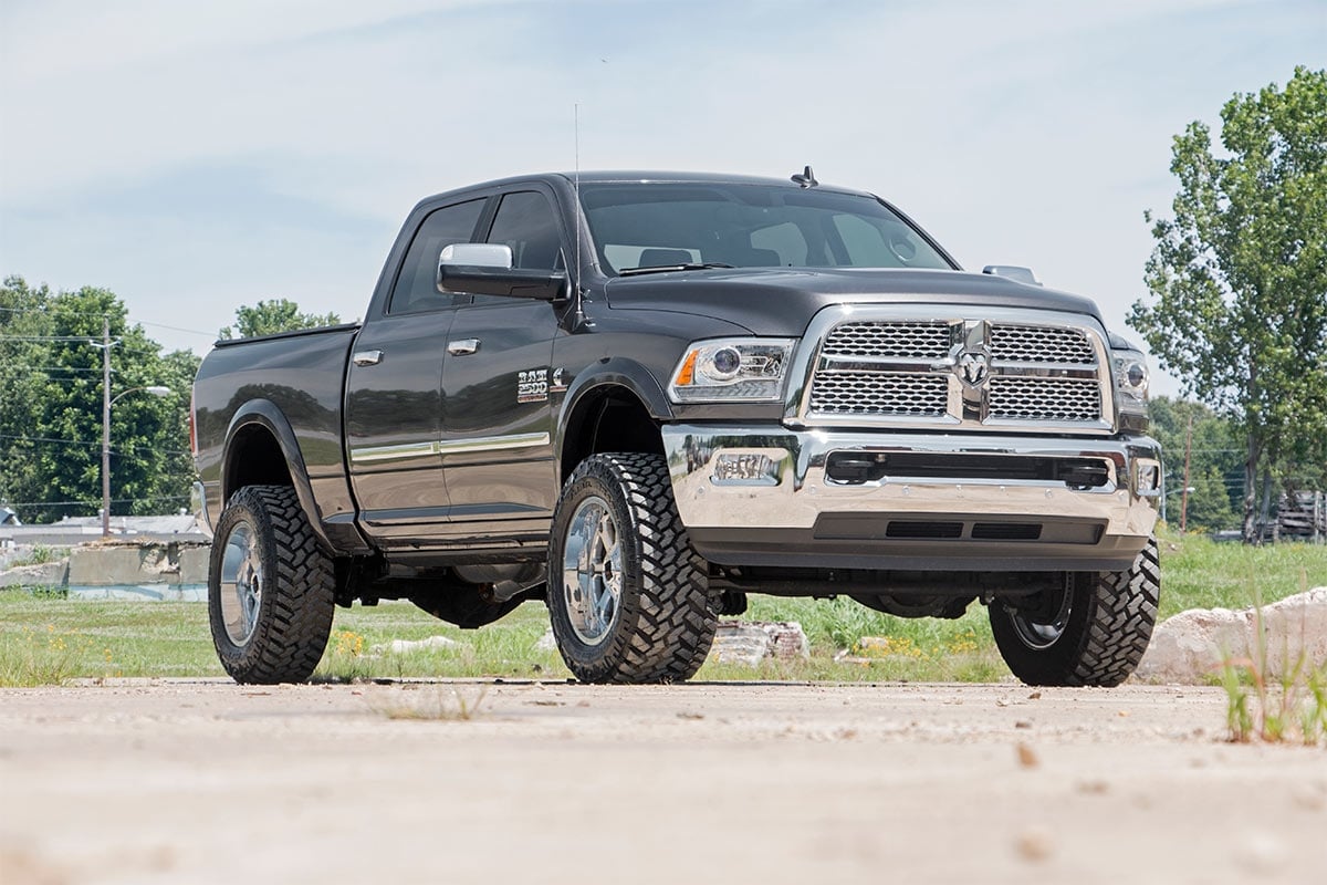 2.5 Inch Lift Kit V2 Ram 2500 4WD (2014-2026) Rough Country