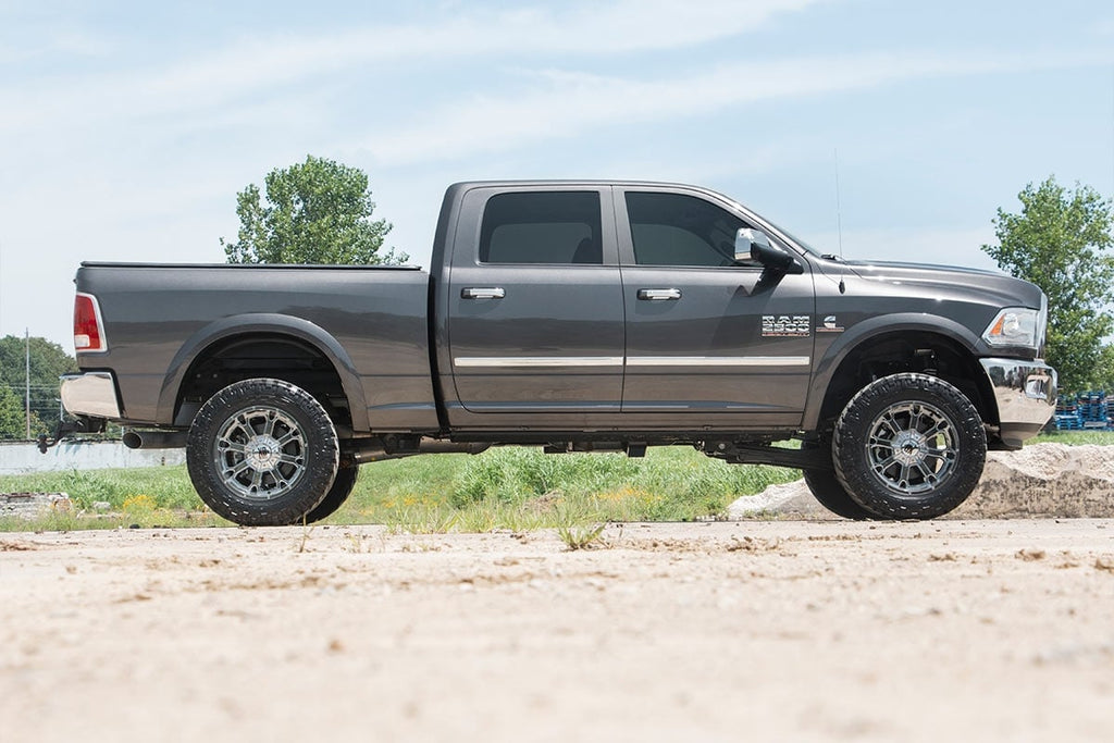 2.5 Inch Lift Kit Gas M1 Ram 2500 4WD (2014-2018) Rough Country