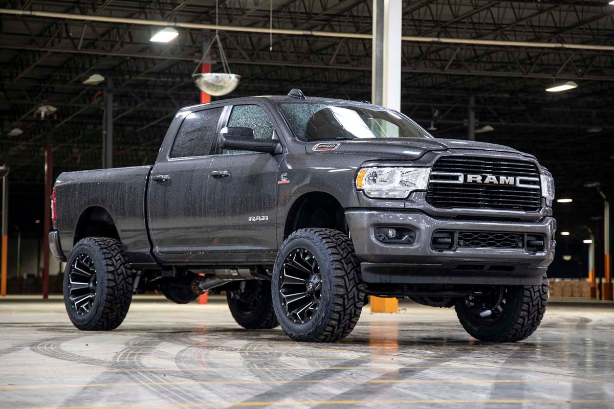 5 Inch Lift Kit Non-AISIN V2 Ram 2500 4WD (2019-2024) Rough Country