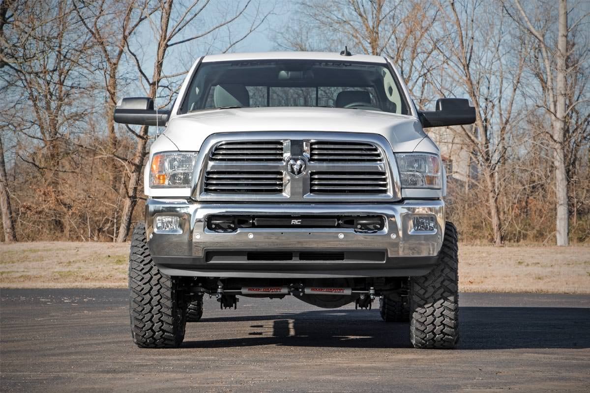 5 Inch Lift Kit FR Gas Coil Radius Arms M1 Ram 2500 4WD (2014-2018) Rough Country