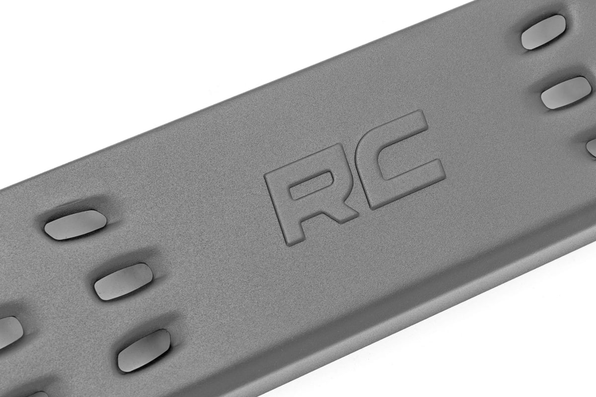RPT2 Running Board Crew Cab Black Ford F-250/F-350 Super Duty (09-16) Rough Country