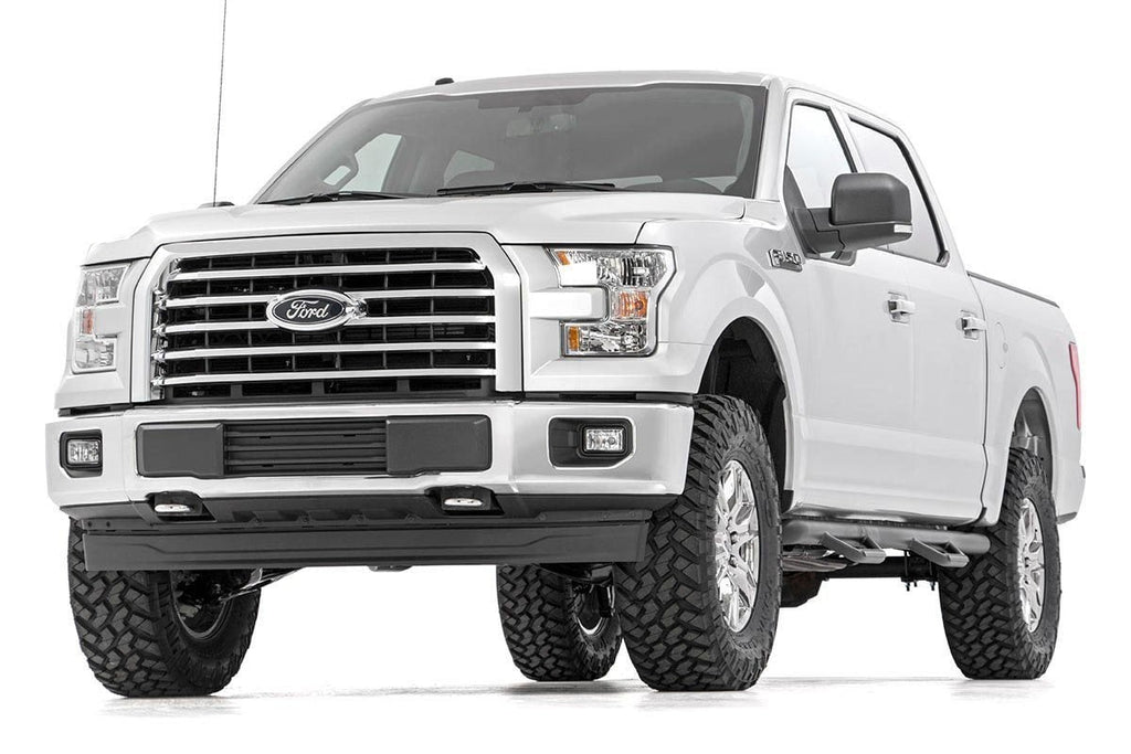 3 Inch Lift Kit M1 Struts Red Ford F-150 4WD (2014-2020) Rough Country