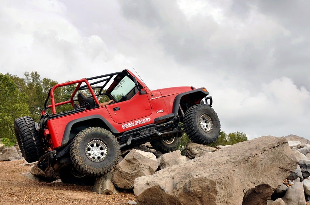 4 Inch Lift Kit Long Arm Jeep Wrangler TJ 4WD (1997-2006) Rough Country