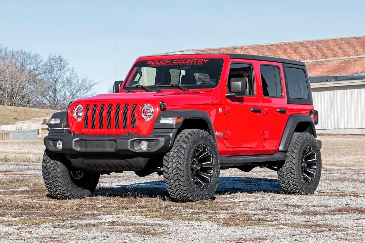 2.5 Inch Lift Kit Coils Jeep Wrangler Unlimited Rubicon 4WD (2018-2023) Rough Country