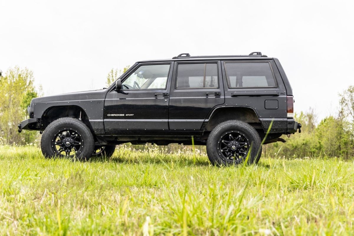 3 Inch Lift Kit Rear AAL Jeep Cherokee XJ 2WD/4WD (1984-2001) Rough Country