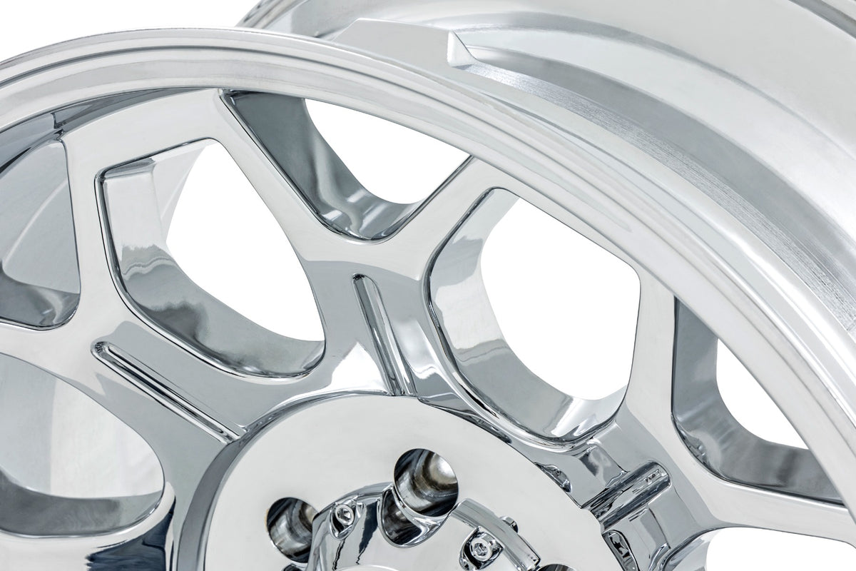 77 Series Wheel One-Piece Chrome 20x10 Rough Country