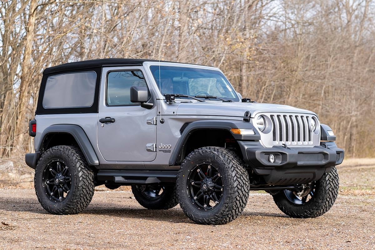 3.5 Inch Lift Kit Adj LCA FR D/S M1 Jeep Wrangler JL Rubicon (18-23) Rough Country