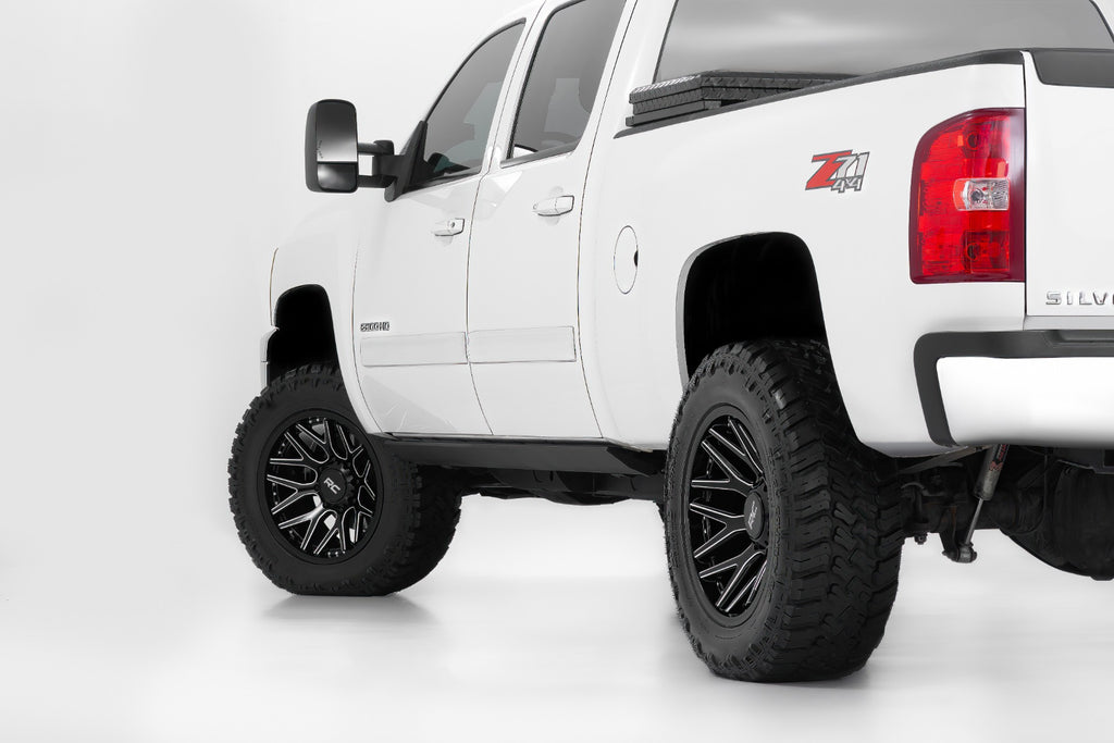 95 Series Wheel One-Piece Gloss Black Machined 20x10 Rough Country
