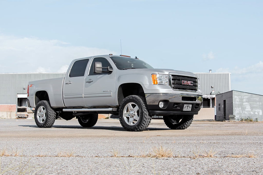 3.5 Inch Lift Kit w/ Overloads Red Silverado/Sierra 2500HD/3500HD (11-19) Rough Country
