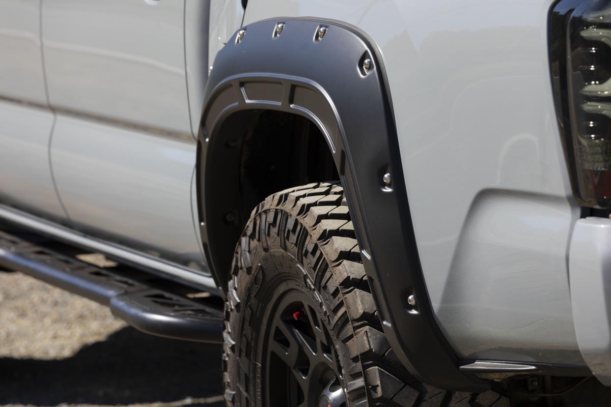 Fender Flares Defender Toyota Tacoma (2016-2023) Rough Country