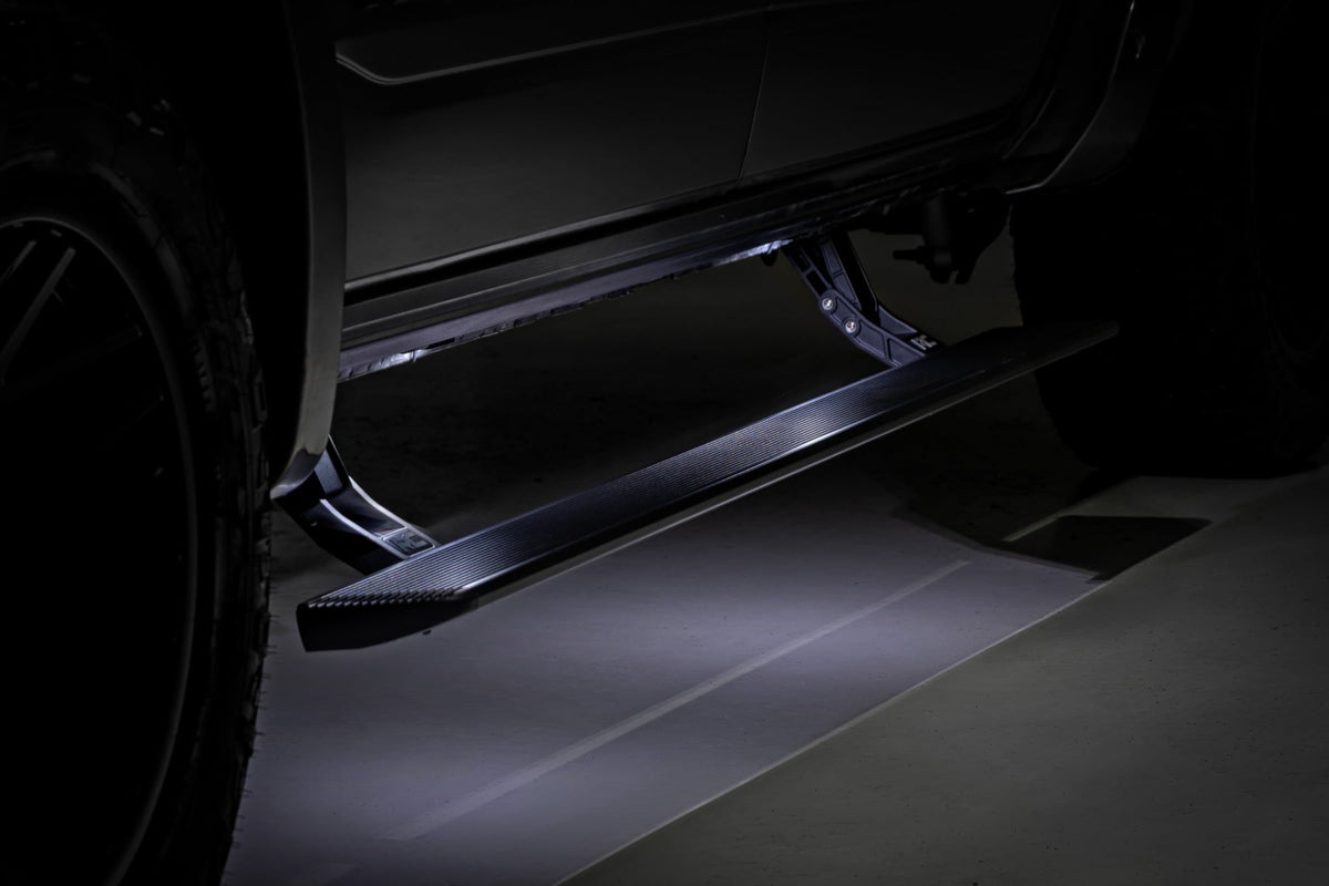 Power Running Boards HT-Series Crew Cab Ram 1500 2WD/4WD (2009-2018 & Classic) Rough Country