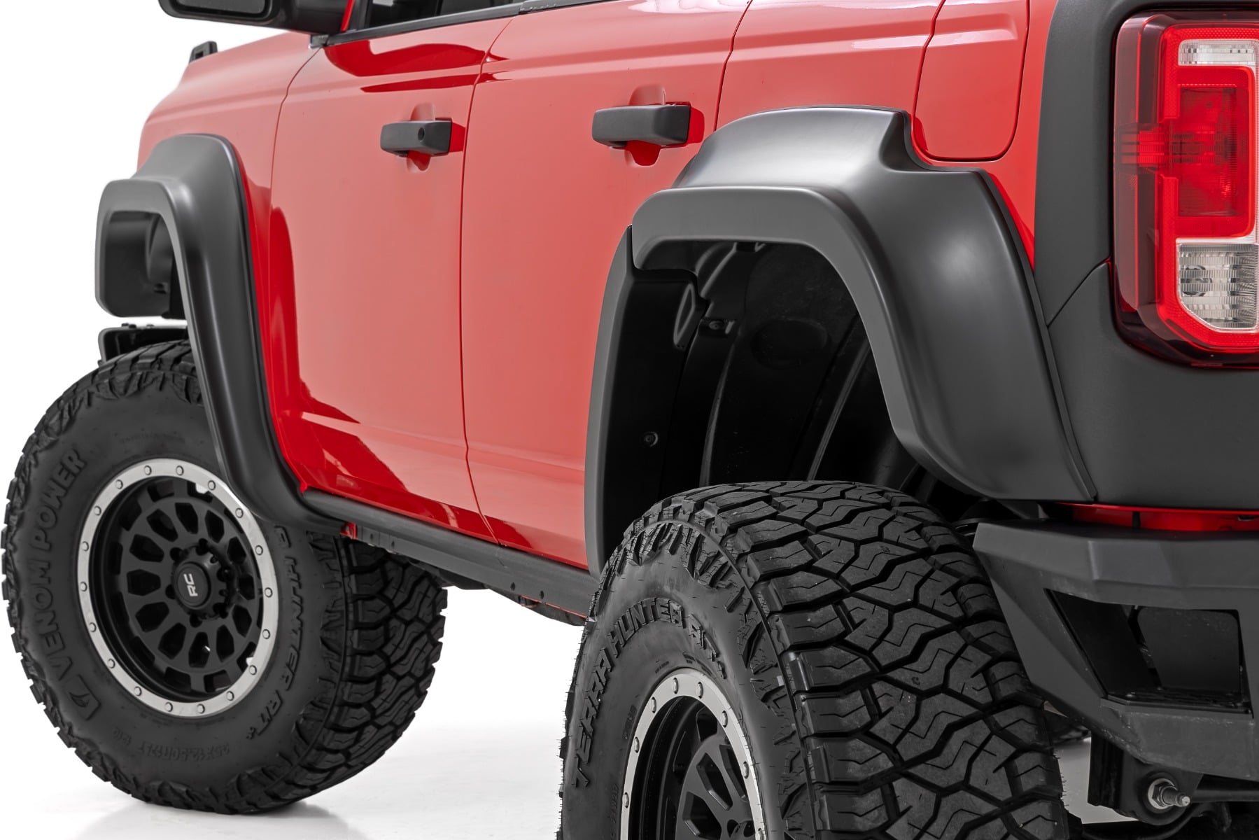 Fender Flares | YZ Oxford White | Ford Bronco 4WD (2021-2026)