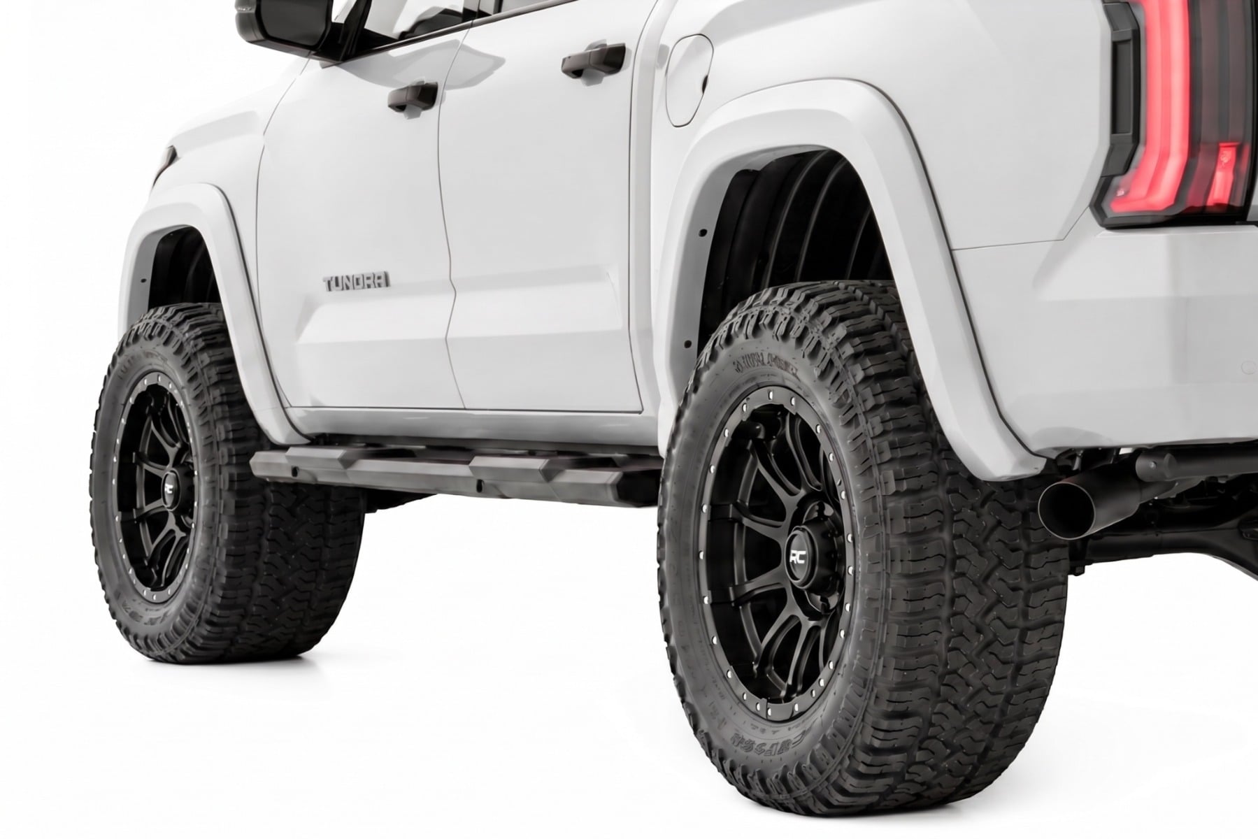 Sport Fender Flares | White | Toyota Tundra 2WD/4WD (2022-2026)